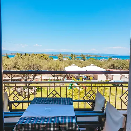 Aroma And * Vourvourou